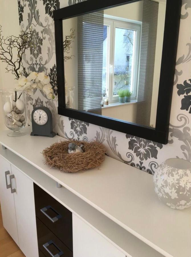 Loretta Apartment *